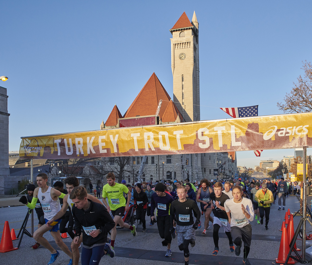 Turkey Trot STL Photo Gallery Christmas in St. Louis